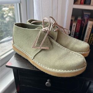 Clarks Men's Suede Dessert Trek Boots - Olive